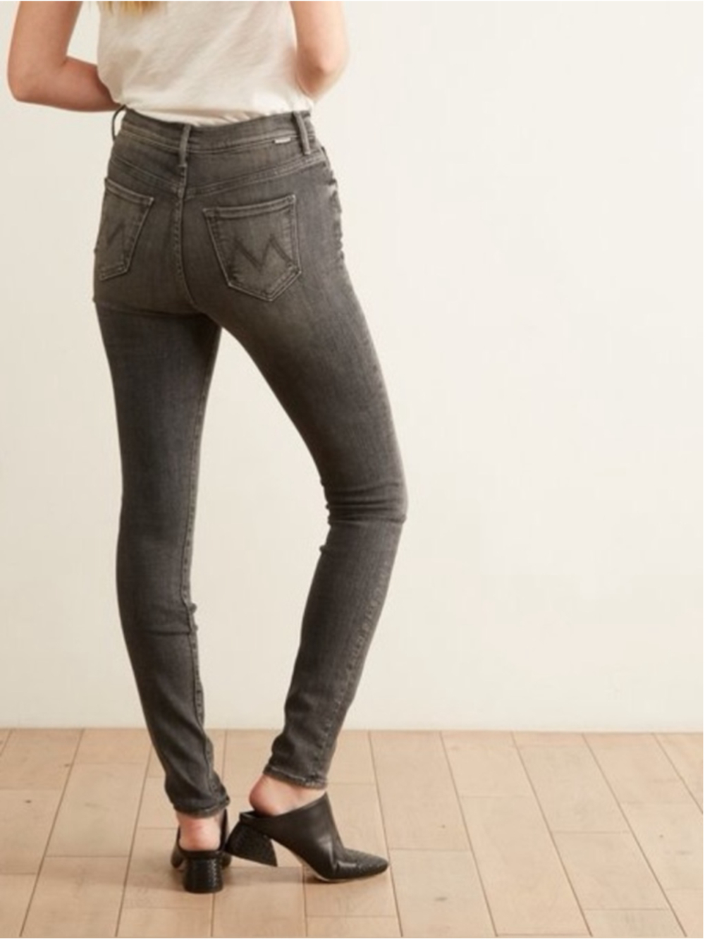 MOTHER THE SUPER SWOONER JEANS IN OPEN LATE Size 27 - Picture 3 of 12